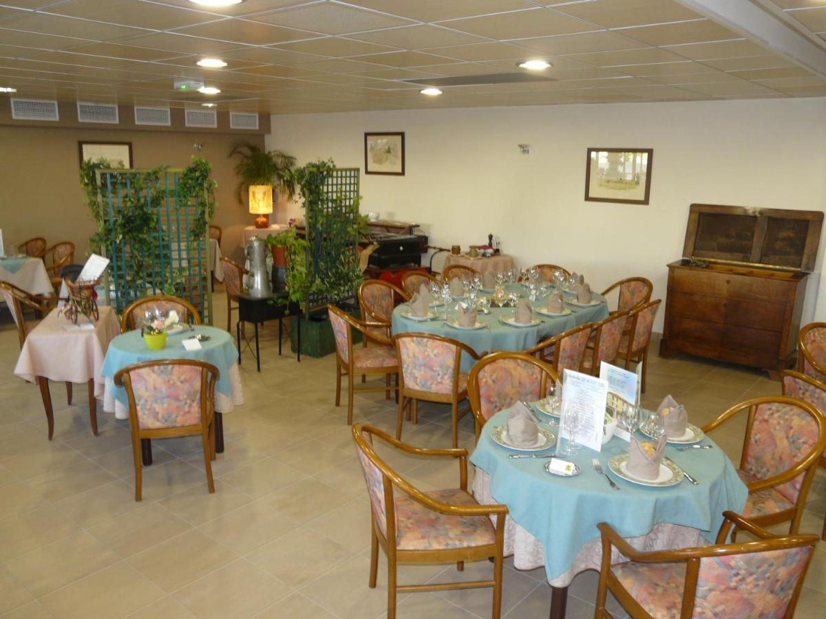 Hotel Le Chatard Sarcey Kültér fotó