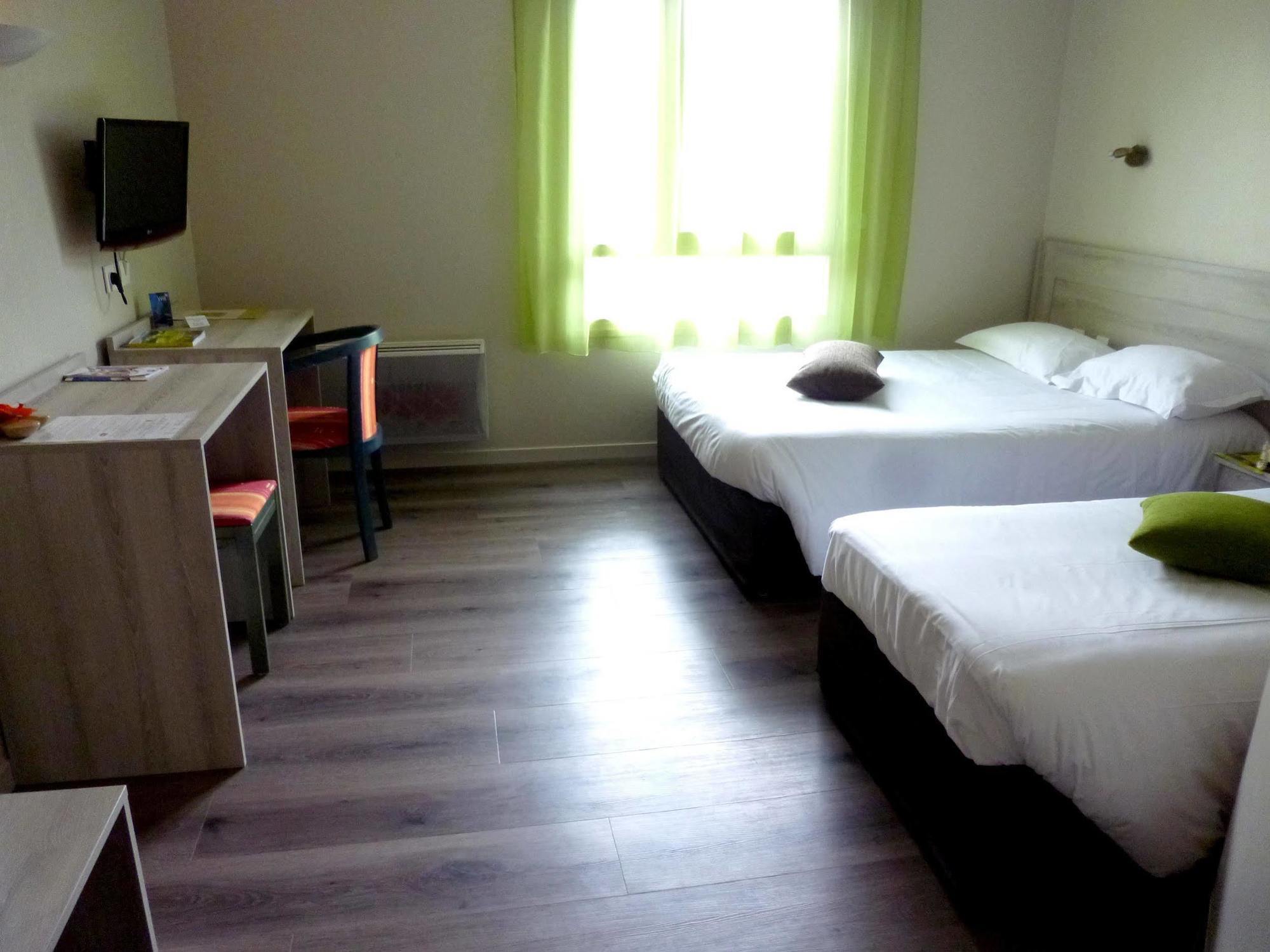 Hotel Le Chatard Sarcey Kültér fotó