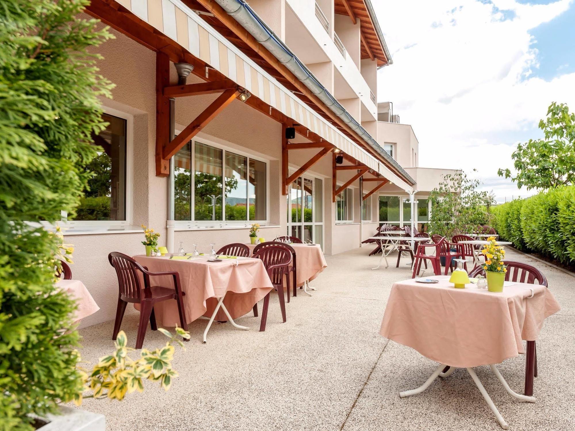 Hotel Le Chatard Sarcey Kültér fotó